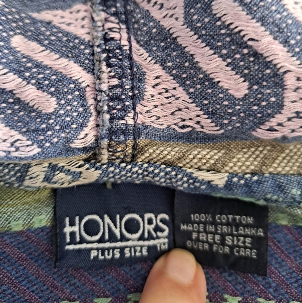 Honors Unisex Free Size Long Sleeve Hoodie With Pockets - Picture 4 of 8